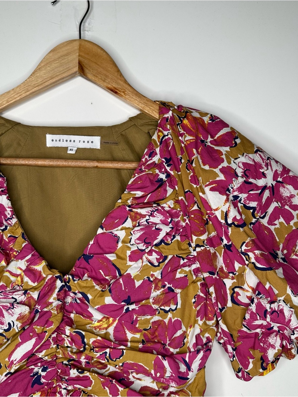 Endless Rose Floral Ruched Crop Peplum Blouse Size XS - Picture 3 of 8